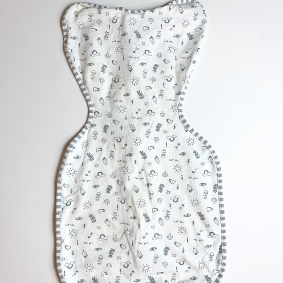 Love To Dream Swaddle Multi Print - Picture 6 of 6